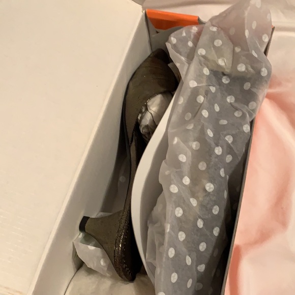 Lindsay Phillips shoes - Picture 3 of 6